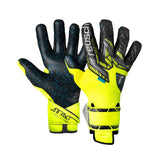 Attrakt Fusion Guardian Goalkeeper Gloves - 5570985 2025